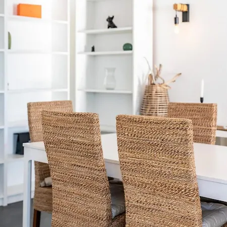 Wonderful 2 Bedroom With Sea View