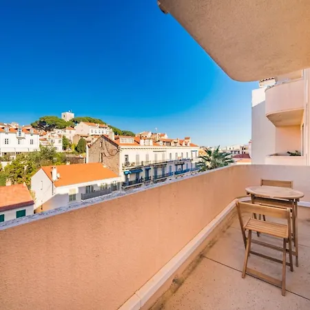 Wonderful 2 Bedroom With Sea View Cannes