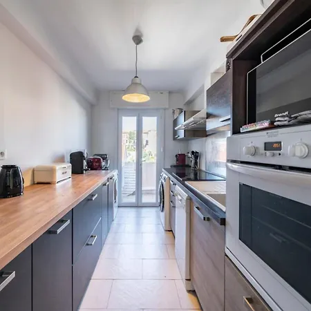 Wonderful 2 Bedroom With Sea View * Cannes