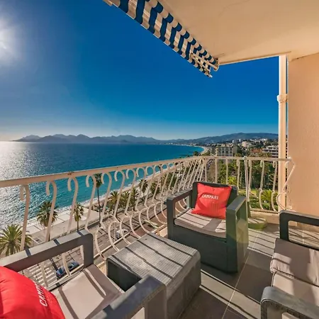 Wonderful 2 Bedroom With Sea View * كان