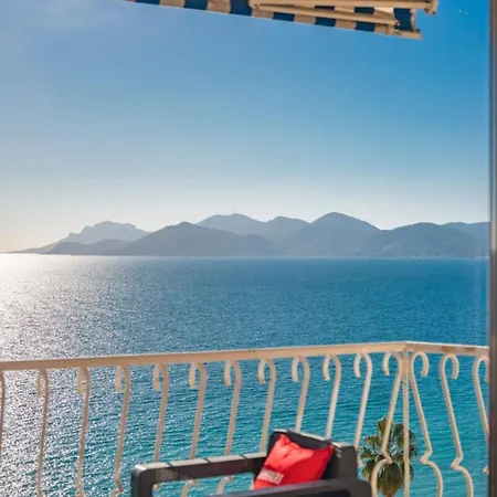 Wonderful 2 Bedroom With Sea View * كان