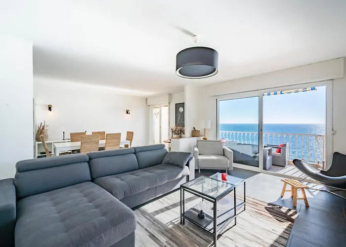 Wonderful 2 Bedroom With Sea View *