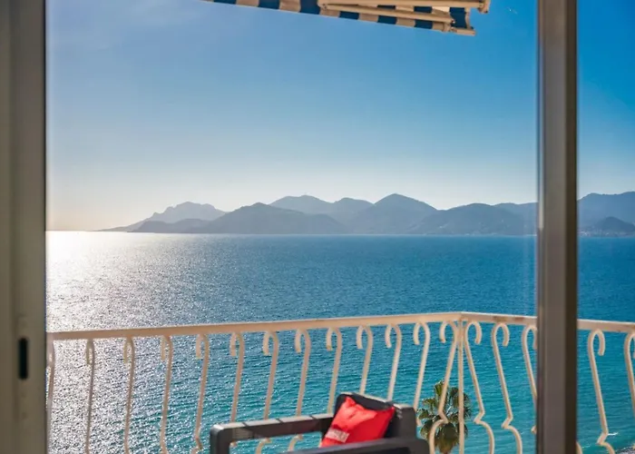 Wonderful 2 Bedroom With Sea View * Cannes