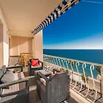 Wonderful 2 Bedroom With Sea View
